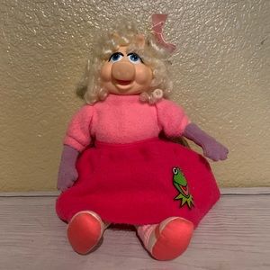 Direct Connect Intl Miss Piggy 🐷 Character Plush